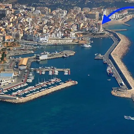 Charming Sea Front 3 Bedroom - Incredible Views! Apartment *